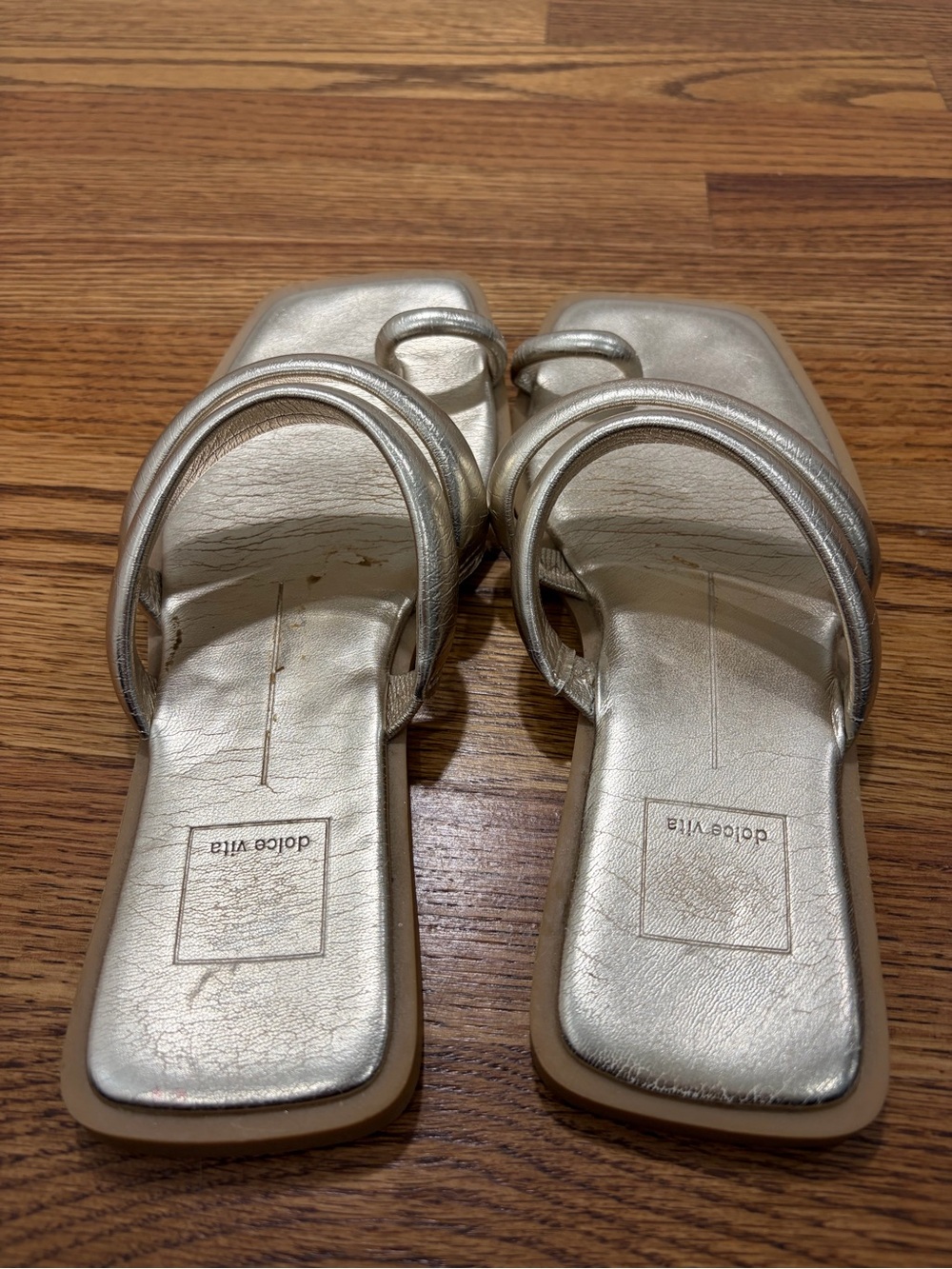 Dolce Vita Metallic Gold Double-Loop Square-Toe Slide Sandals (7) - Picture 4 of 8